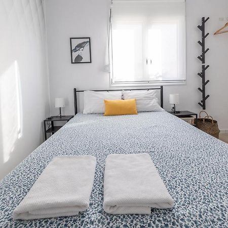 Апартаменты Cozy Studio, Near Airport & Sea Порто-Рафти Экстерьер фото